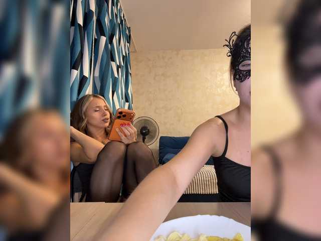 Sex chat gratuit in direct cu Crystal1-1 pe BongaCams