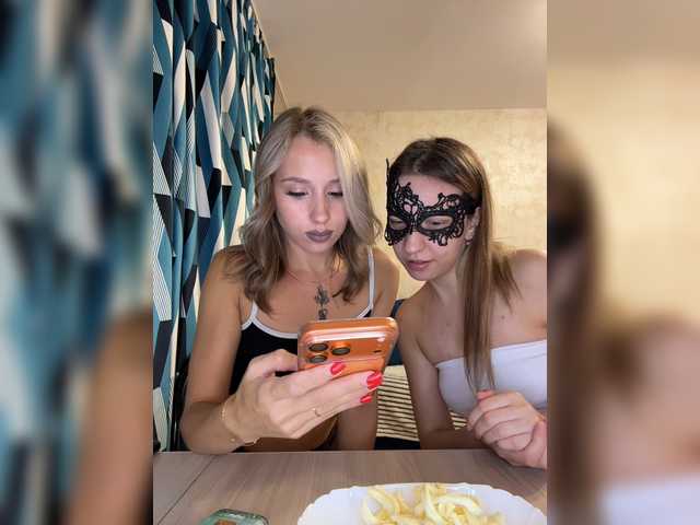 Crystal1-1 live cam on BongaCams