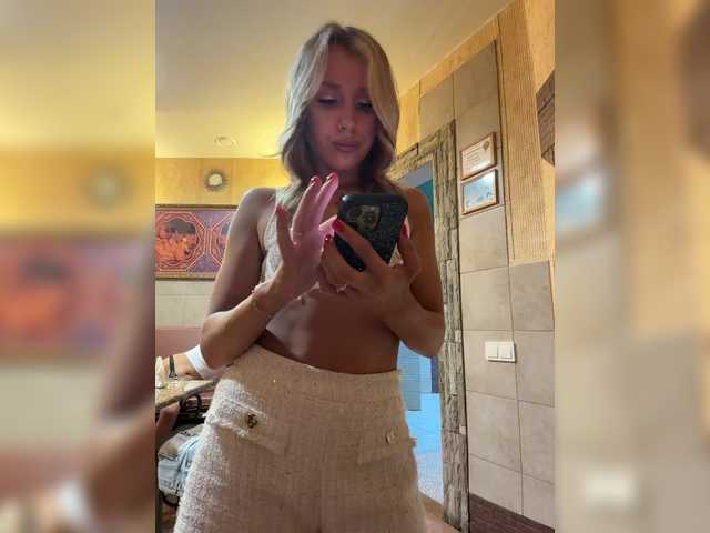 BarbieKoShKi1-1 live webcam show
