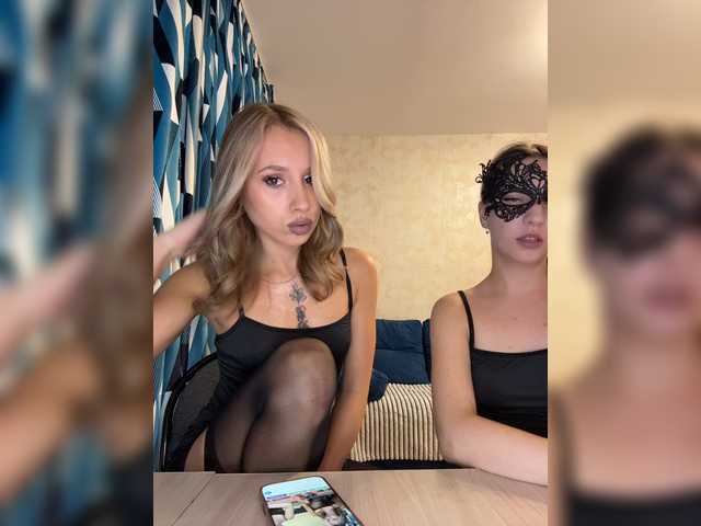 Crystal1-1 live cam on BongaCams