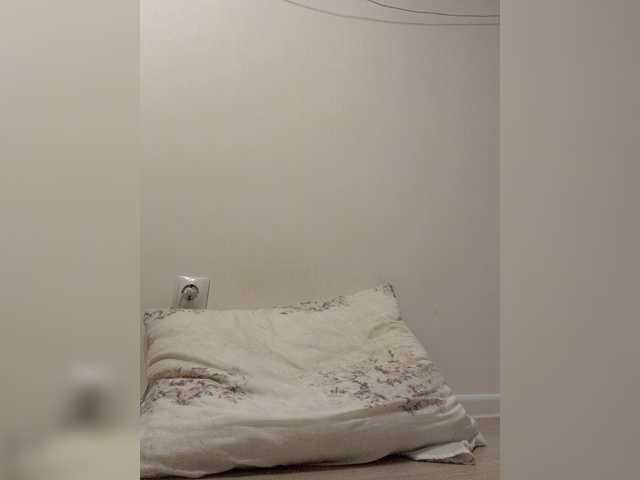 Crystal1-1 live cam on BongaCams
