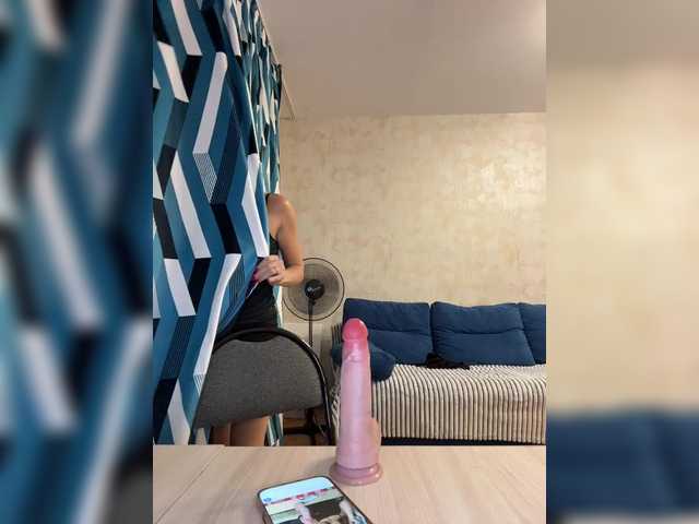 Sex chat gratuit in direct cu Crystal1-1 pe BongaCams