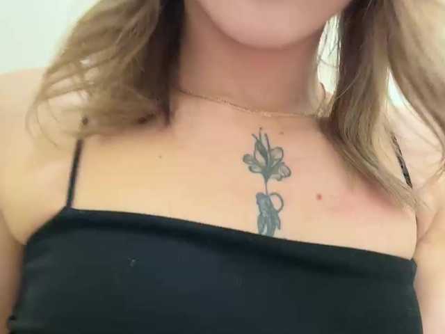 Crystal1-1 Nude Live Sex Shows