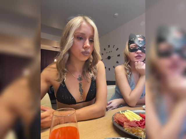 go to chat with BarbieKoShKi1-1