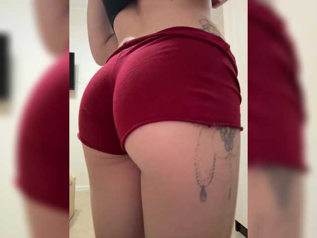 Crystal1-1 live cam on BongaCams