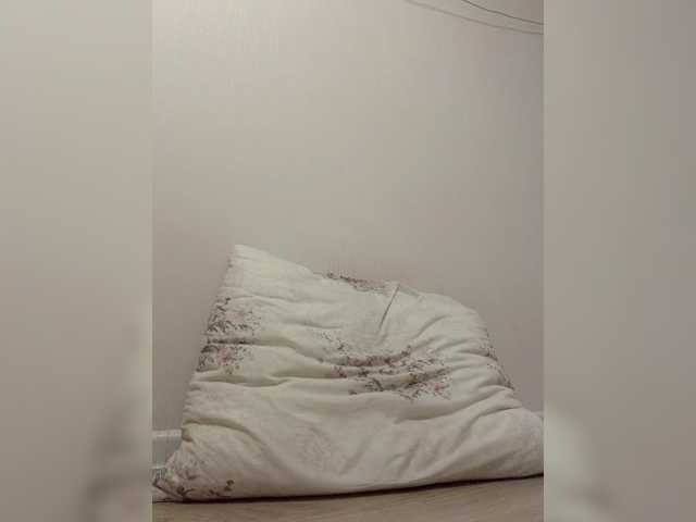 Crystal1-1 live cam on BongaCams