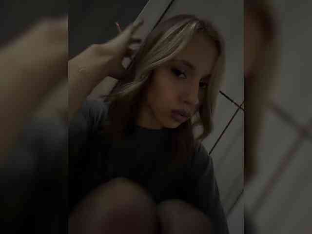 BarbieKoShKi1-1 webcam