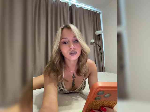 BarbieKoShKi1-1 webcam