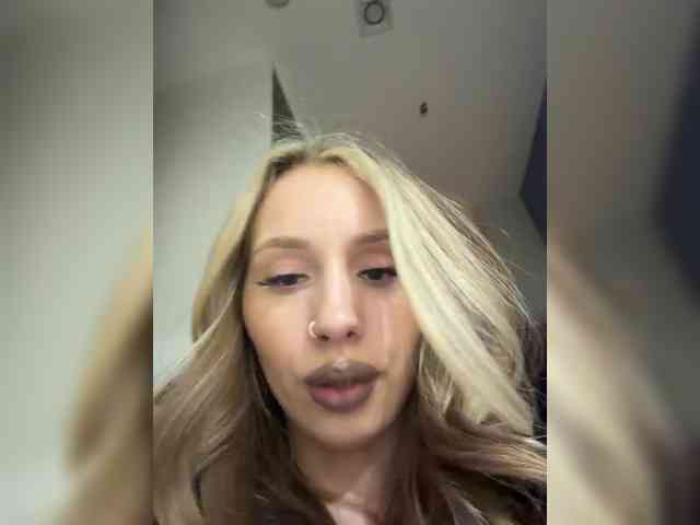 BarbieKoShKa1-1 webcam