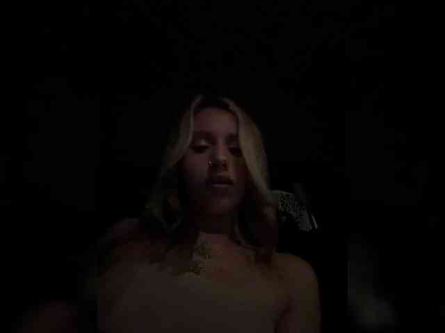 BarbieKoShKi1-1 webcam
