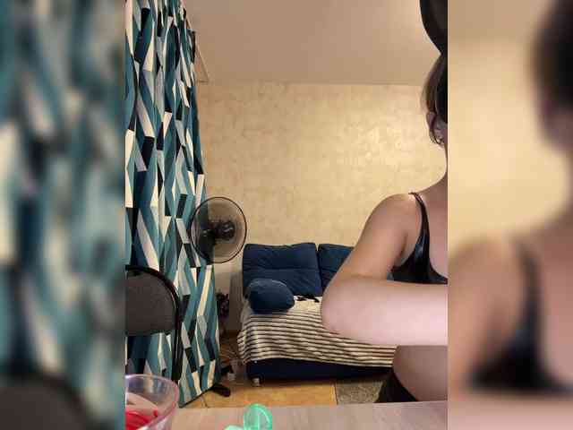 Crystal1-1 Sex Cam Show
