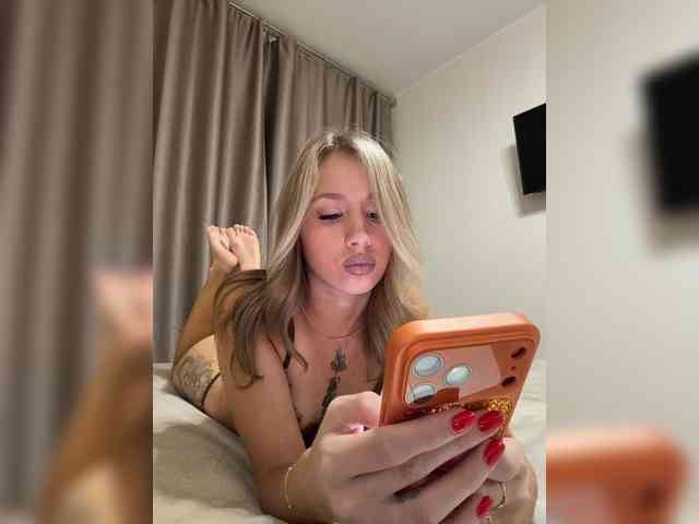 BarbieKoShKi1-1 webcam