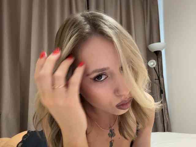 BarbieKoShKa1-1 webcam