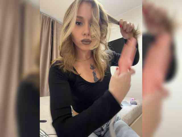 BarbieKoShKa1-1 webcam
