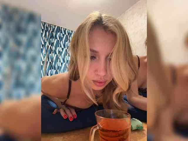 BarbieKoShKi1-1 webcam