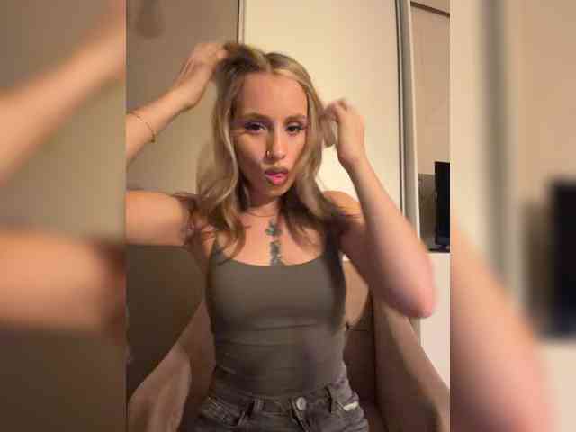 BarbieKoShKa1-1 webcam