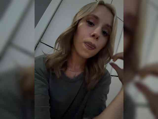 BarbieKoShKi1-1 webcam