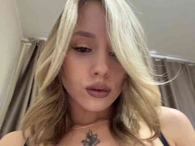 BarbieKoShKa1-1 webcam