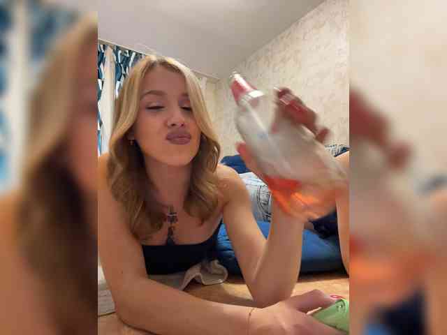 BarbieKoShKi1-1 webcam