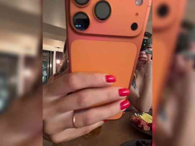BarbieKoShKi1-1 webcam