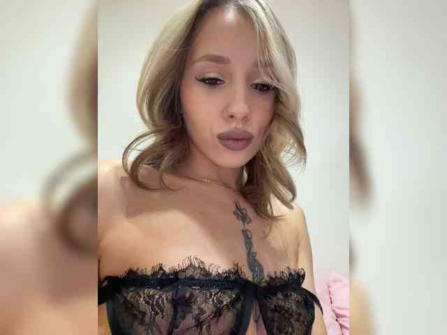 BarbieKoShKa1-1 webcam