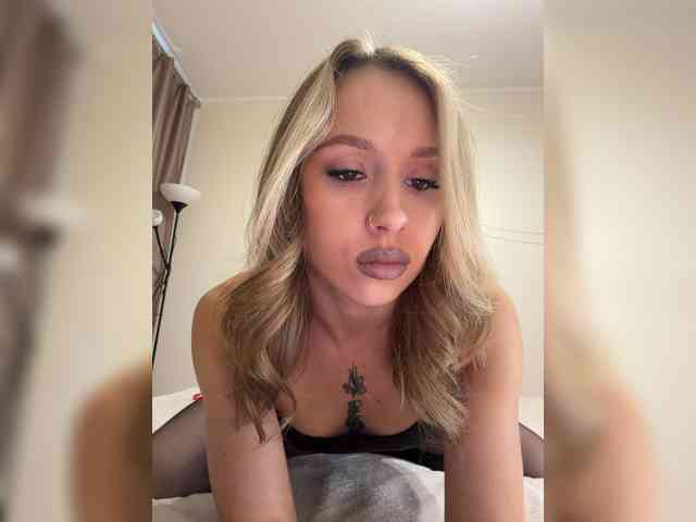 BarbieKoShKa1-1 webcam