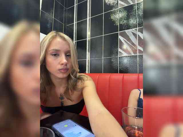 BarbieKoShKi1-1 webcam