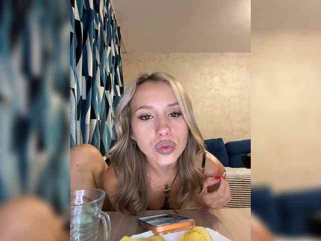 BarbieKoShKi1-1 webcam
