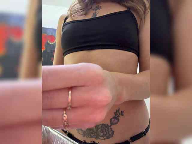 BarbieKoShKa1-1 webcam