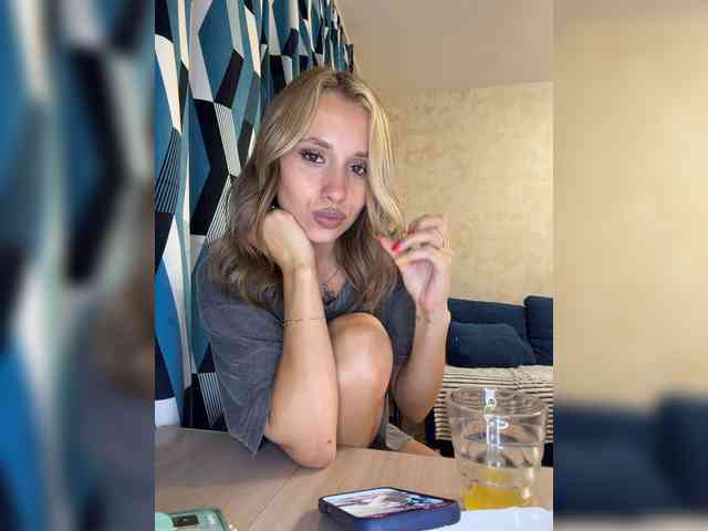 BarbieKoShKi1-1 webcam