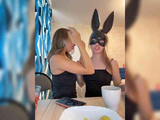 BarbieKoShKi1-1 webcam