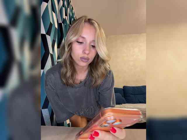 BarbieKoShKi1-1 webcam