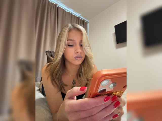 BarbieKoShKa1-1 webcam