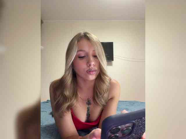 BarbieKoShKa1-1 webcam
