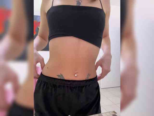 BarbieKoShKa1-1 webcam