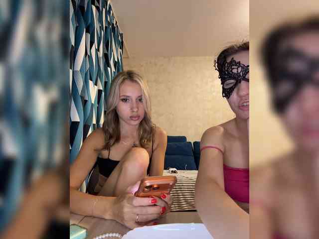 BarbieKoShKi1-1 webcam