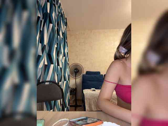 BarbieKoShKi1-1 webcam