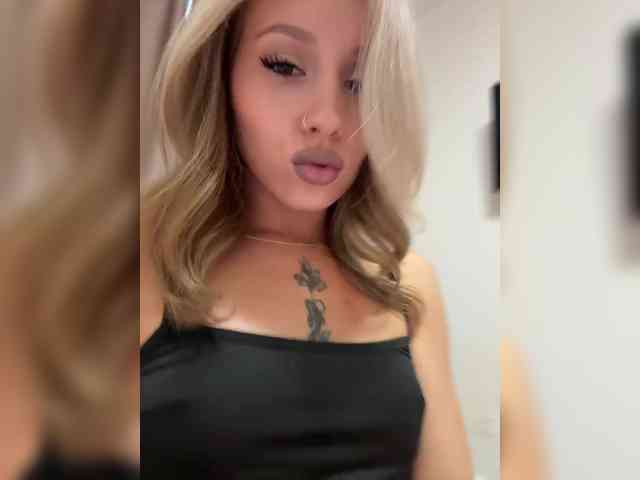BarbieKoShKa1-1 webcam