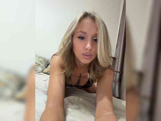 BarbieKoShKi1-1 webcam