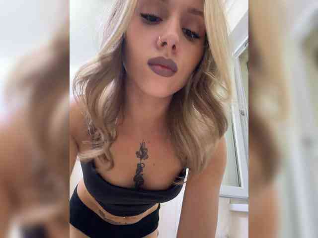 BarbieKoShKa1-1 webcam