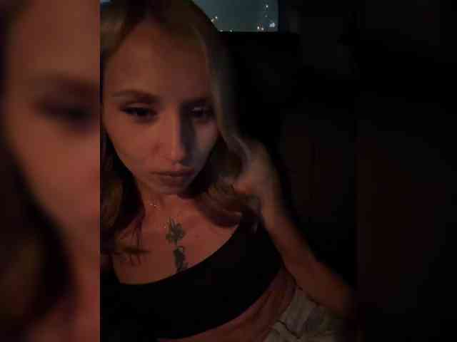 BarbieKoShKi1-1 webcam