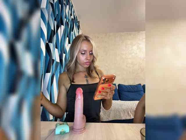 BarbieKoShKi1-1 webcam