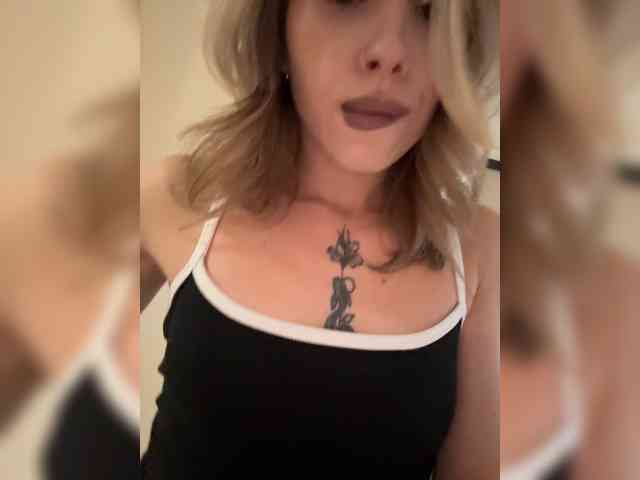 BarbieKoShKa1-1 webcam