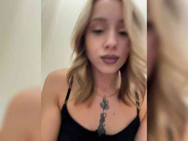 BarbieKoShKa1-1 webcam