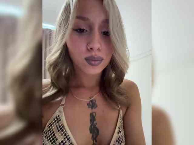 BarbieKoShKi1-1 webcam