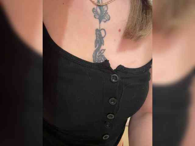 BarbieKoShKa1-1 webcam