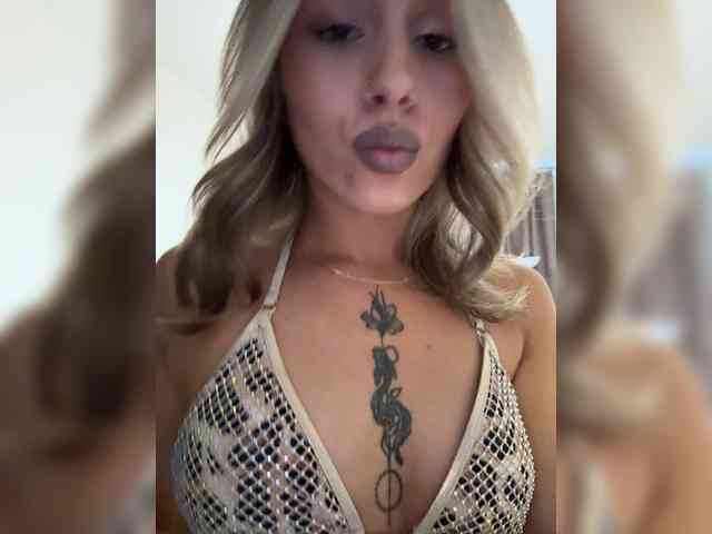 BarbieKoShKi1-1 webcam