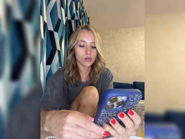 BarbieKoShKi1-1 webcam