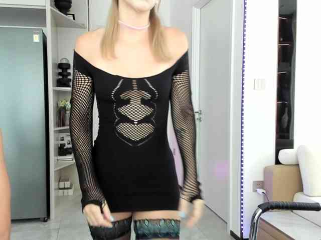 EmmyKrist webcam