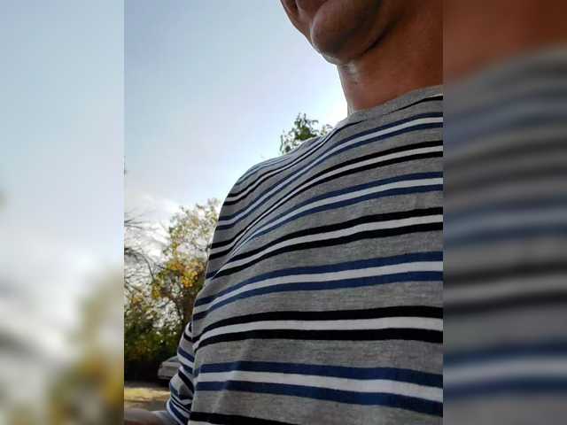 Alex80-201 live cam preview